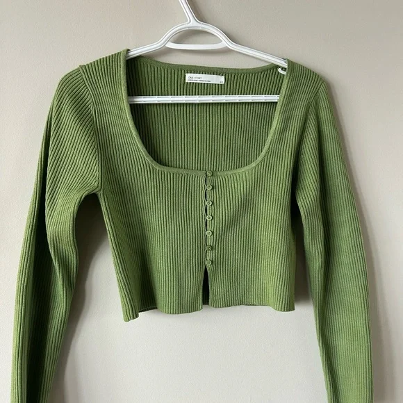 Green Ribbed Long Sleeve Top - Picture 1 of 3